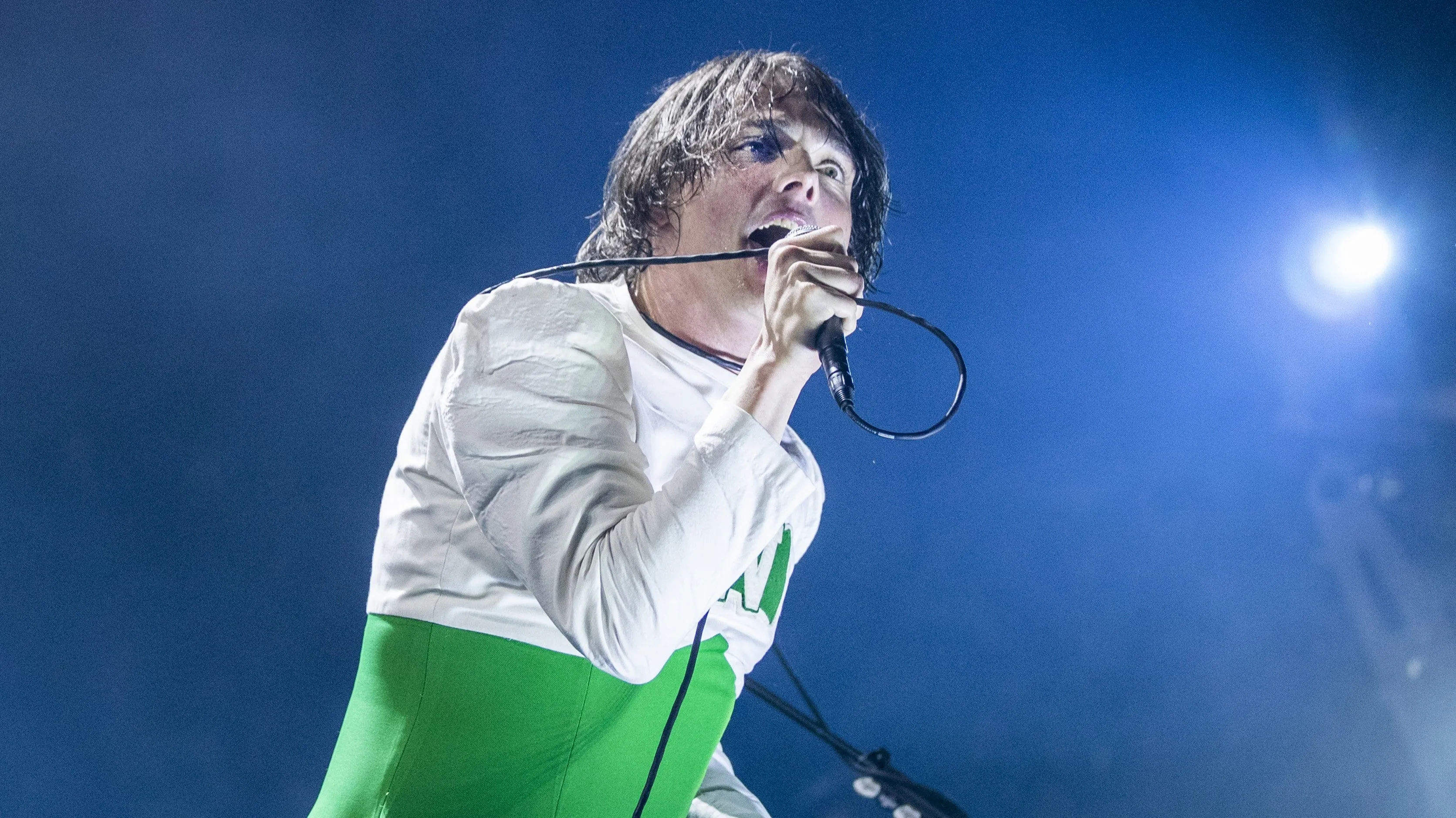 Gerard Way de My Chemical Romance hace una pausa en pleno concierto para hablar de Baldur's Gate, pero aún no ha jugado a BG3